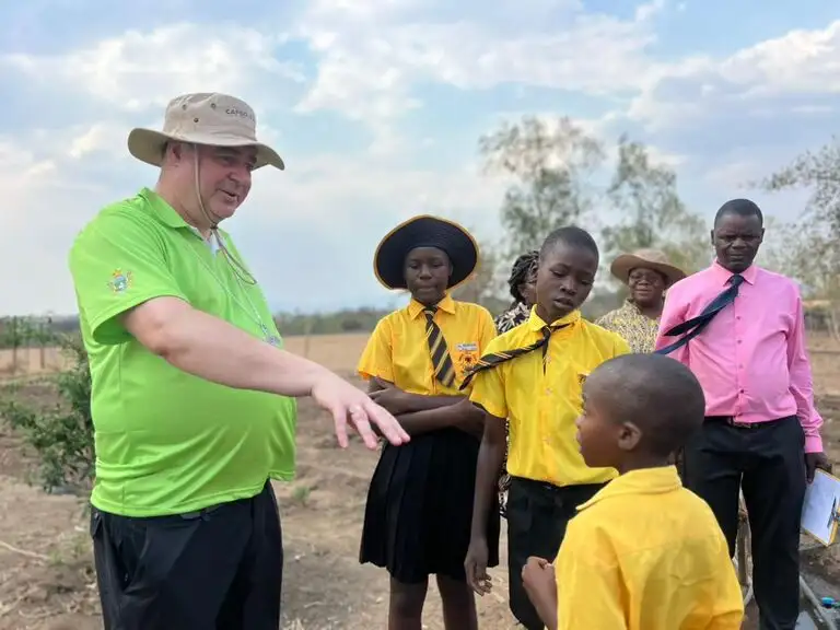 Bishop Stephen Wright visits Zimbabwe