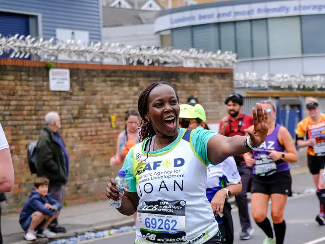 London marathon 24 running pic