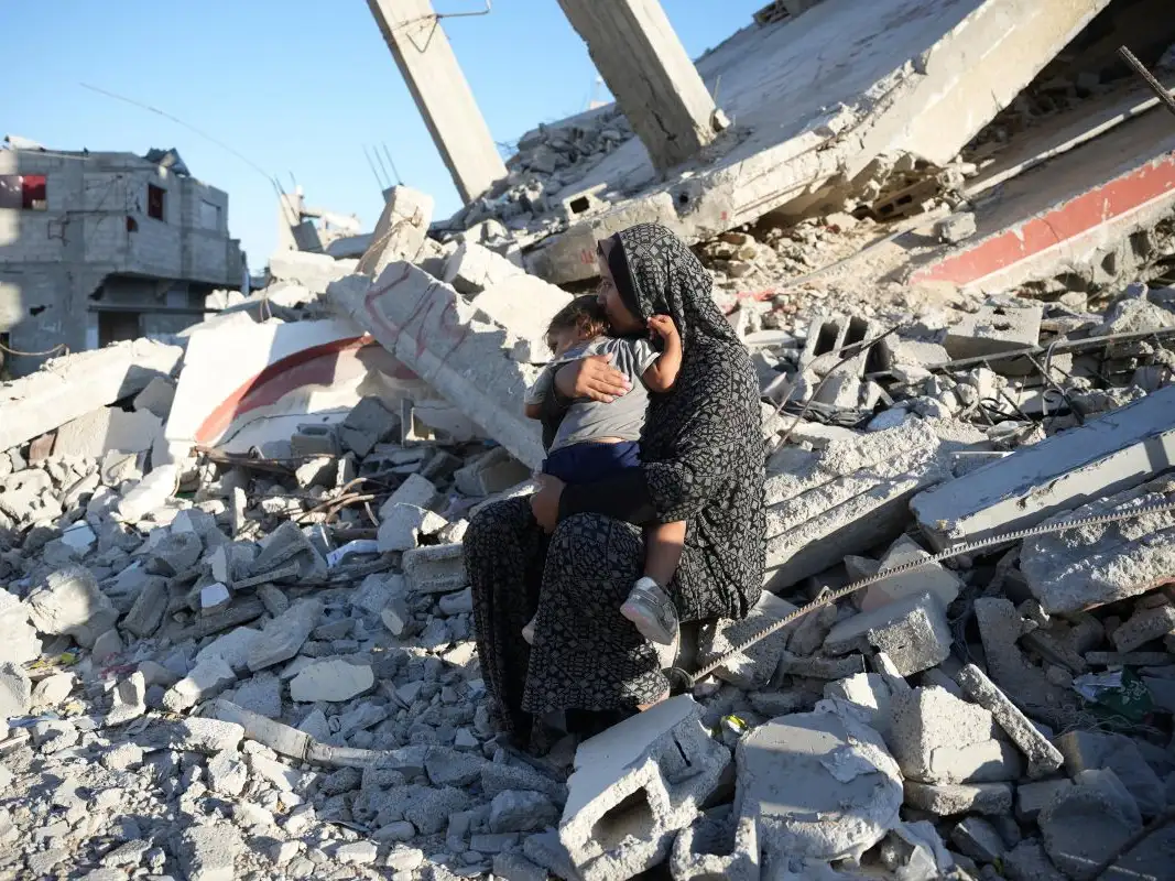 A million trapped in Gaza City: UK must act as tanks move in and buildings burn