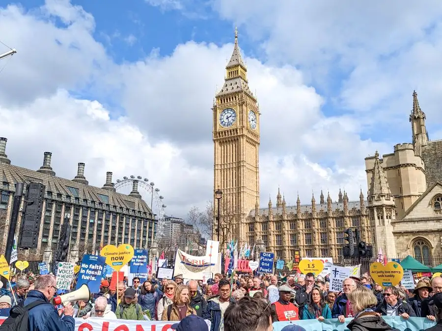 “Our faith calls us to care” – Faith communities stand in solidarity with those on the frontlines of the climate crisis as thousands gather for mass lobby of MPs