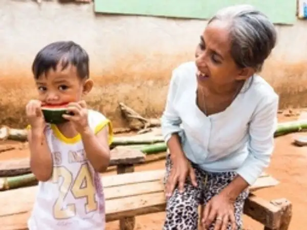 Behold the woman that I am