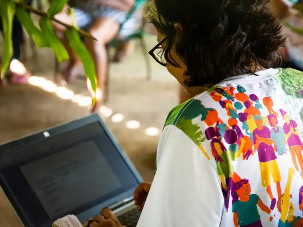 Brazil - woman on laptop.jpg