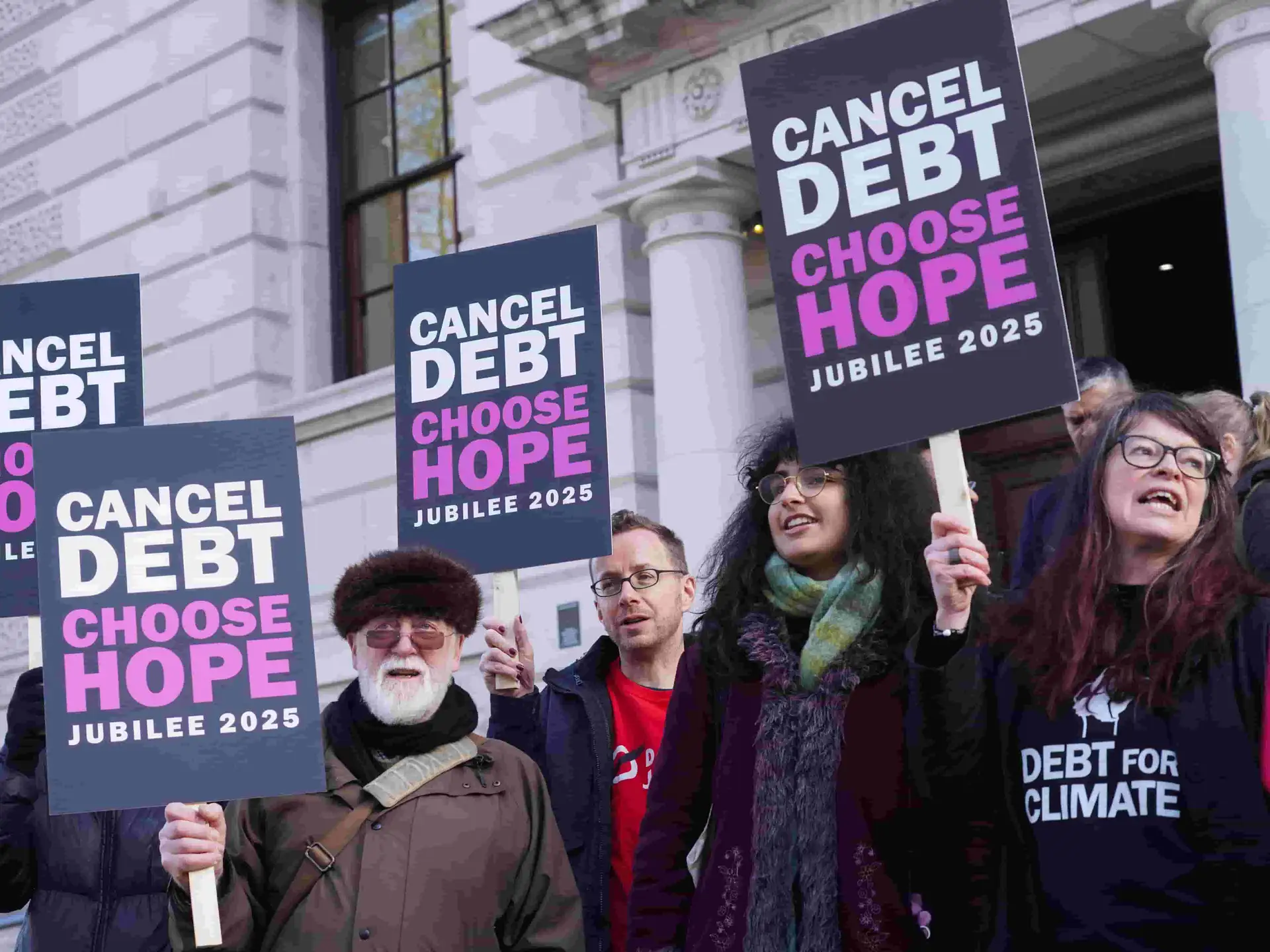UK - Westminster - Jubilee debt campaign stunt outside Treasury