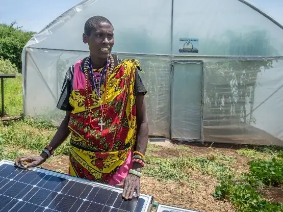 Fossil fuels and poverty